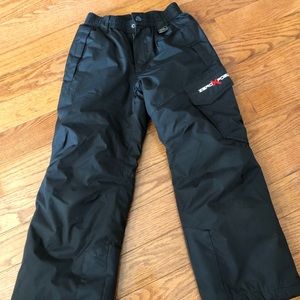 Boys size small (8) ZeroXPoser snow pants